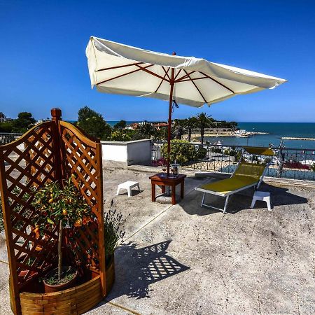 Bed and Breakfast Golden Bay Трани Экстерьер фото
