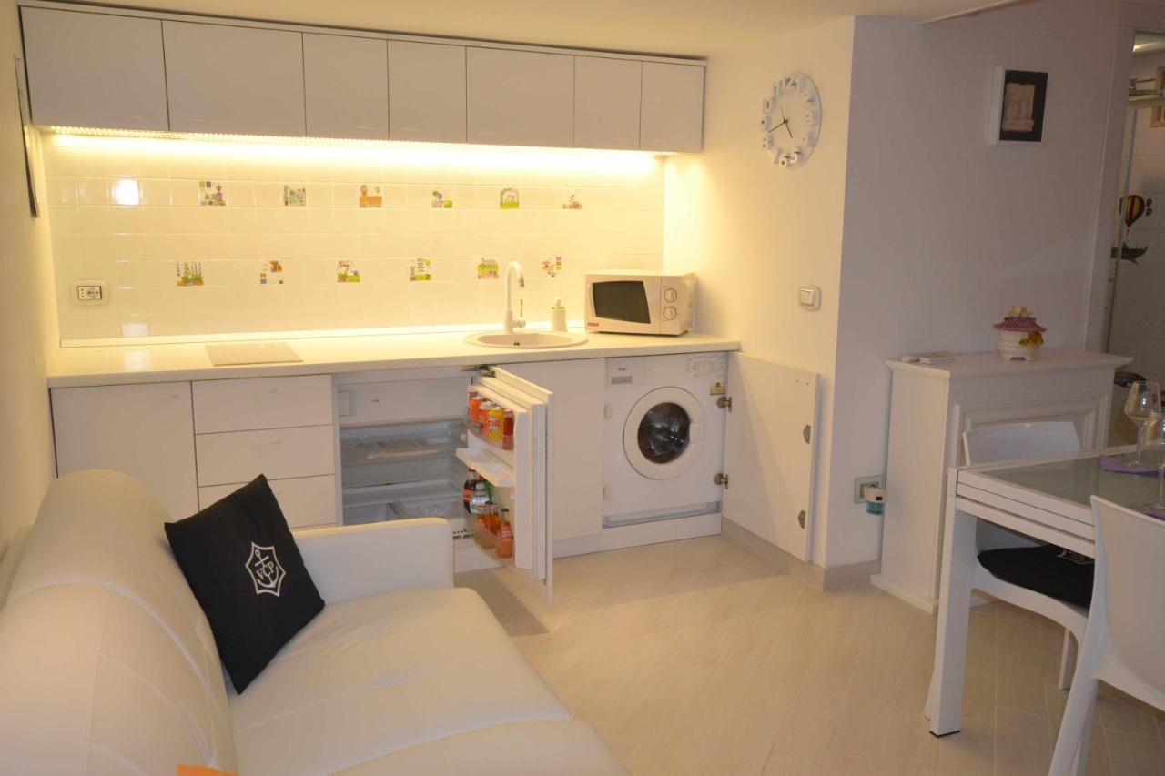 Bed and Breakfast Golden Bay Трани Экстерьер фото