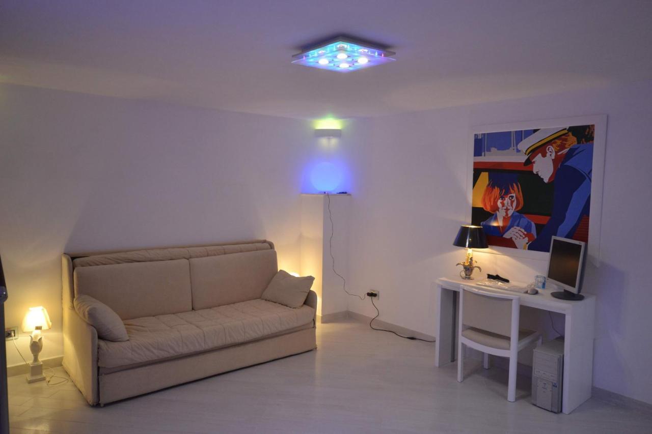 Bed and Breakfast Golden Bay Трани Экстерьер фото