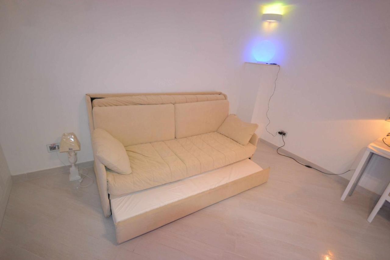 Bed and Breakfast Golden Bay Трани Экстерьер фото